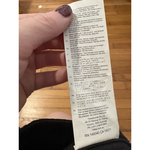 Rolla’s Size 30/12 NWT Dusters Denim Shorts Black Denim - Picture 9 of 9